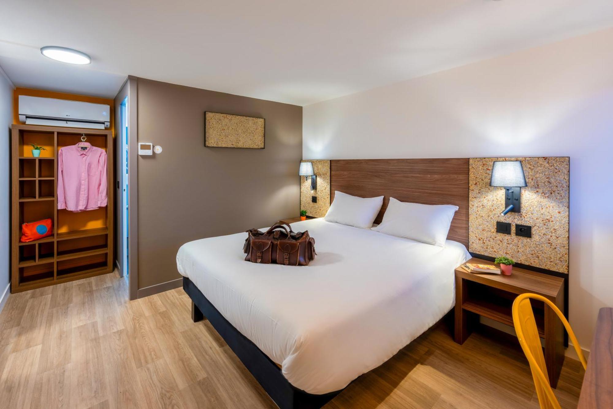 Greet Hotel Châtellerault Exteriér fotografie