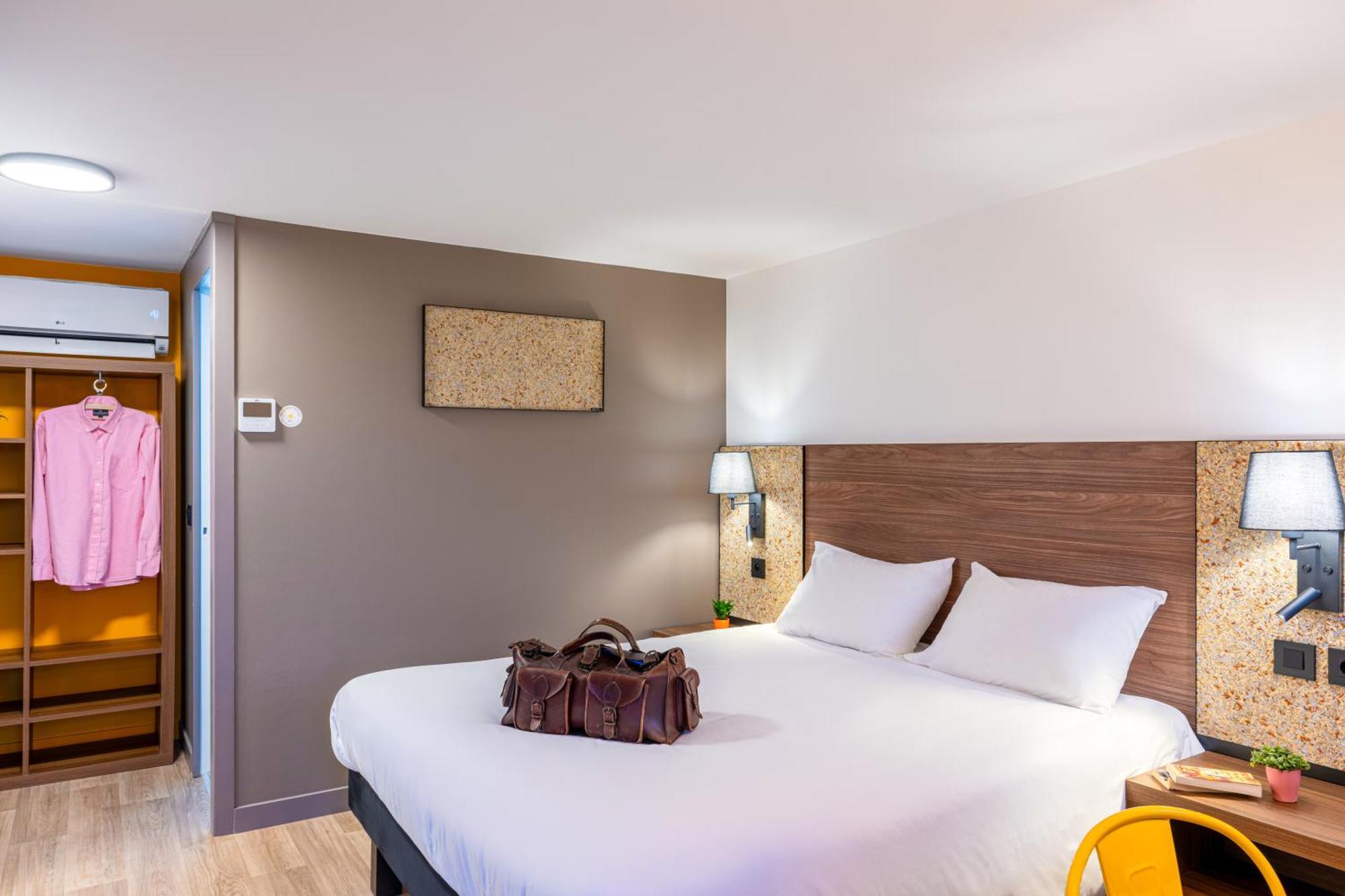 Greet Hotel Châtellerault Exteriér fotografie